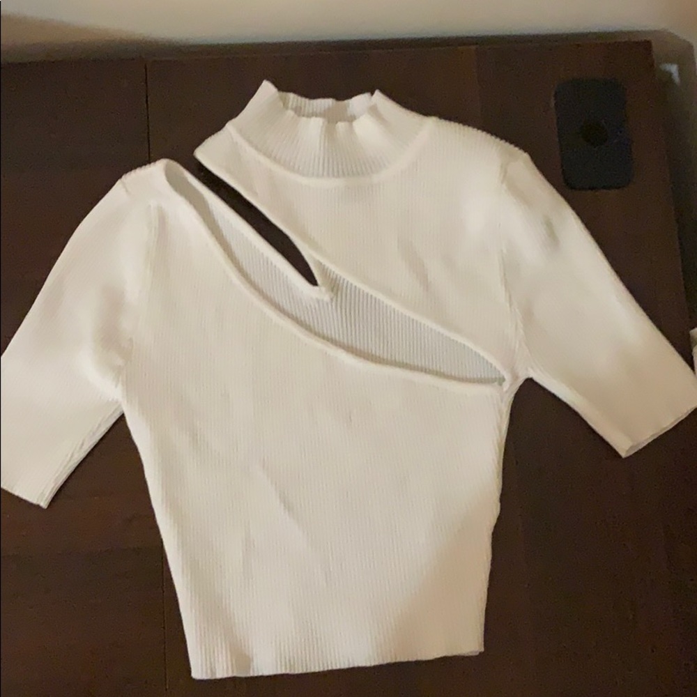 White crop top